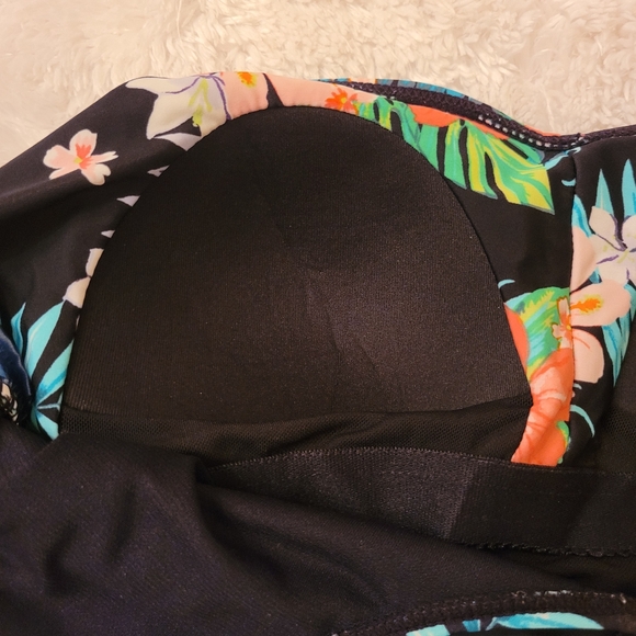 Unique vintage style pin-up byron blue one piece swimsuit - Picture 6 of 8